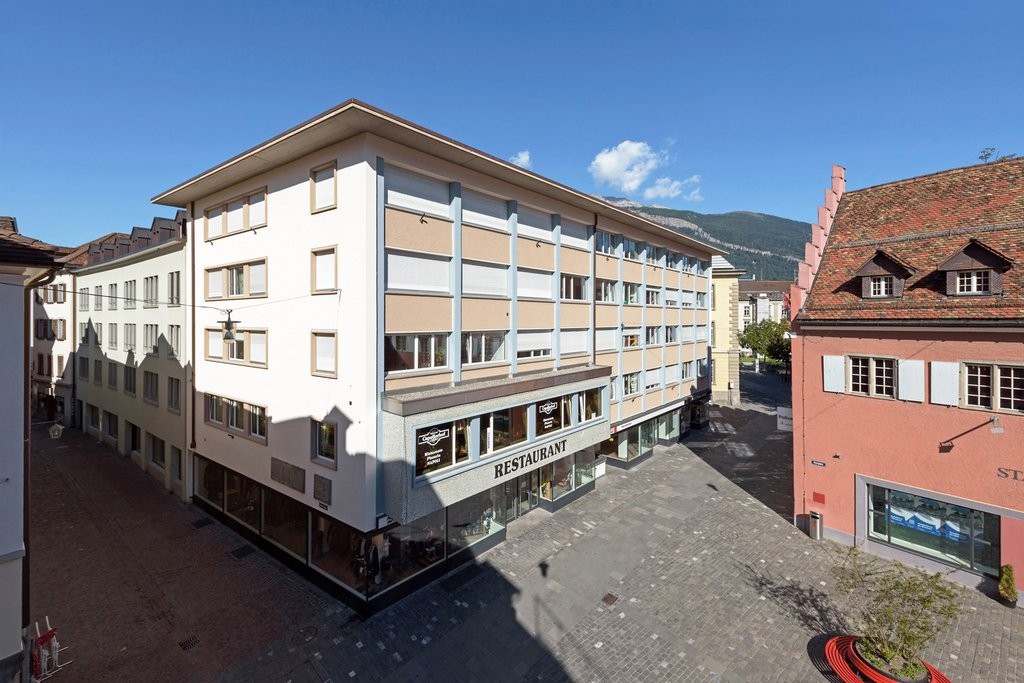 Magasin de 145m²