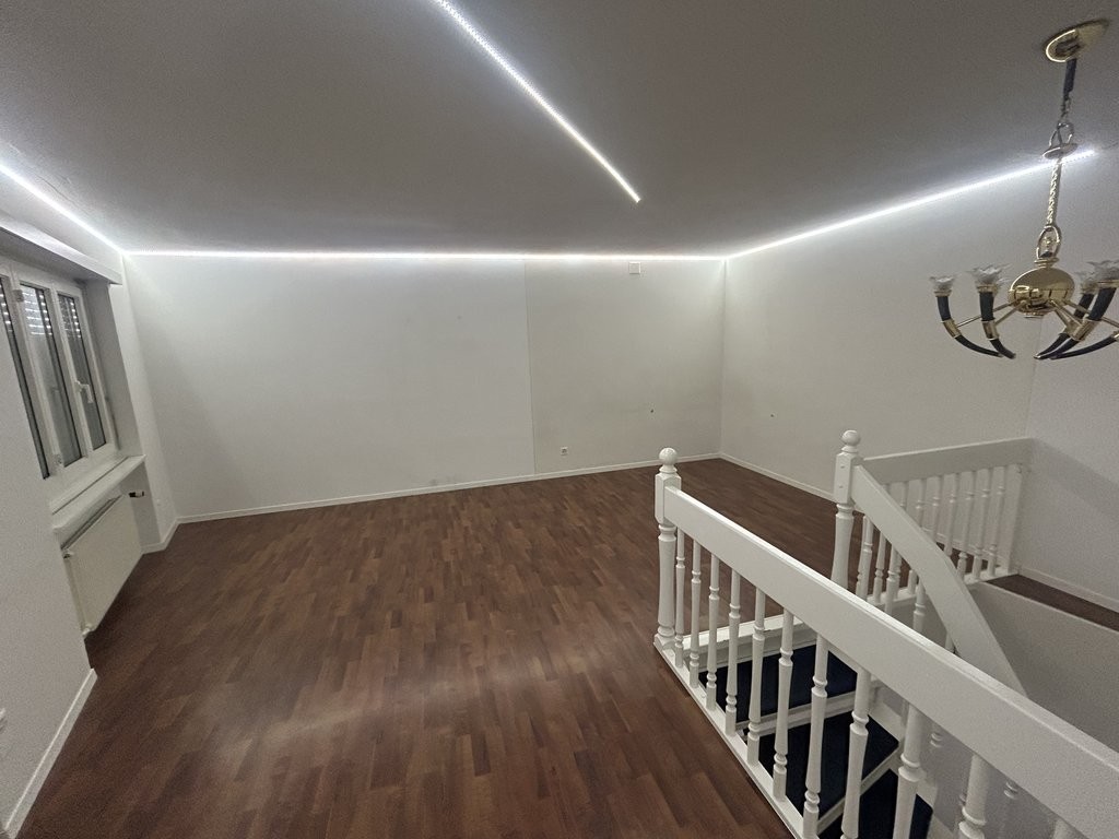 Magasin de 145m²