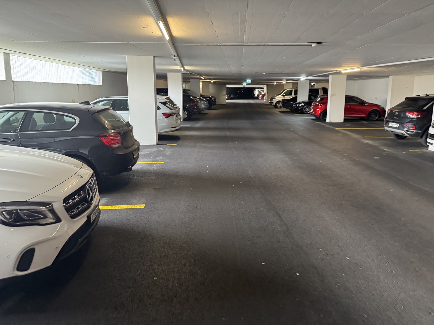Place disponible, photo 2 sur 2
