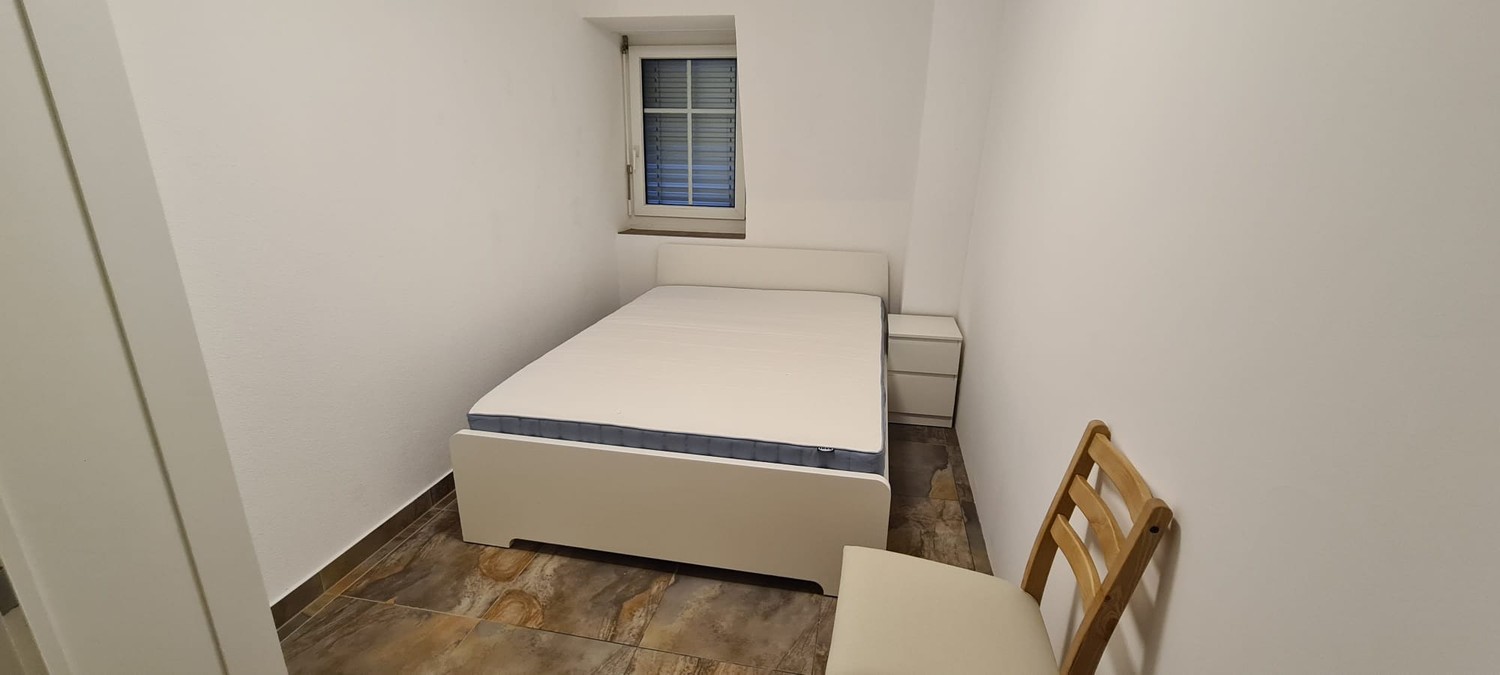 Chambre meublée dans un appartement en colocation bien entretenu (près de la Messe Basel)