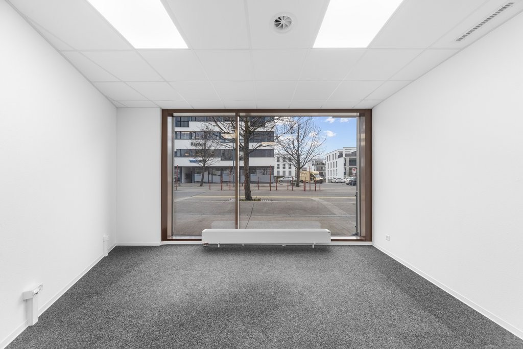 105m² commercial, photo 6 sur 10