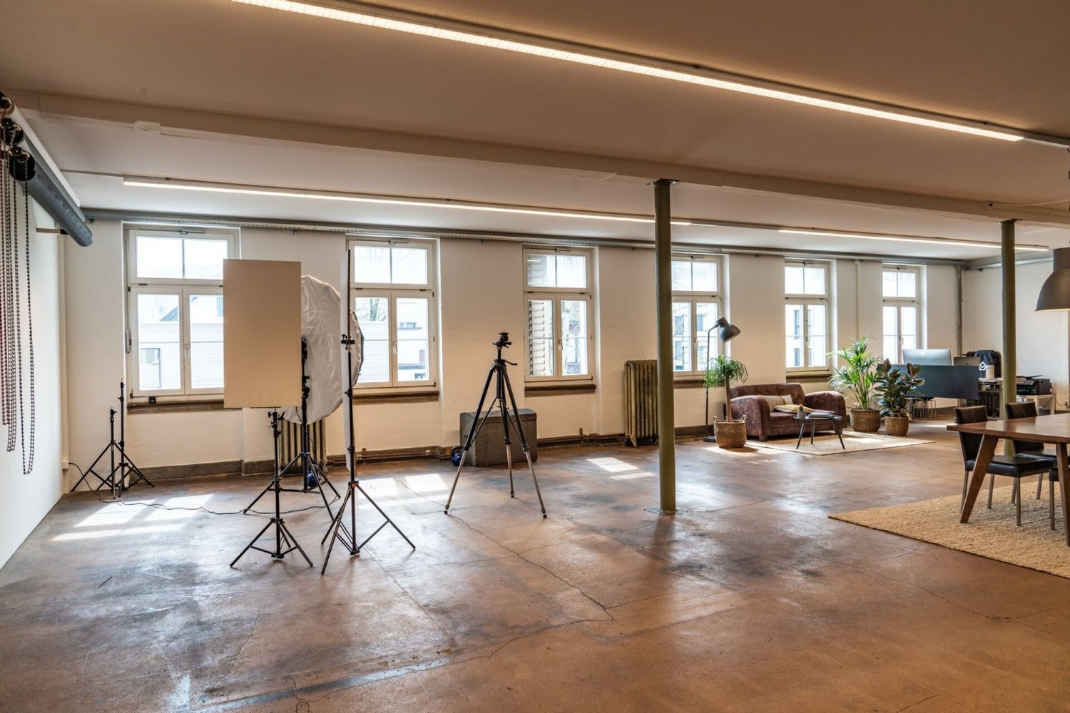 Pièce de loisirs de 163 m², photo 1 sur 7