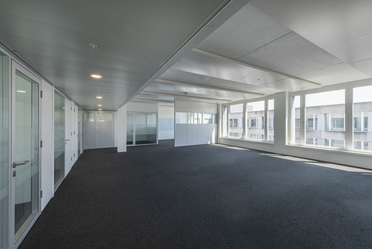 3817m² bureau
