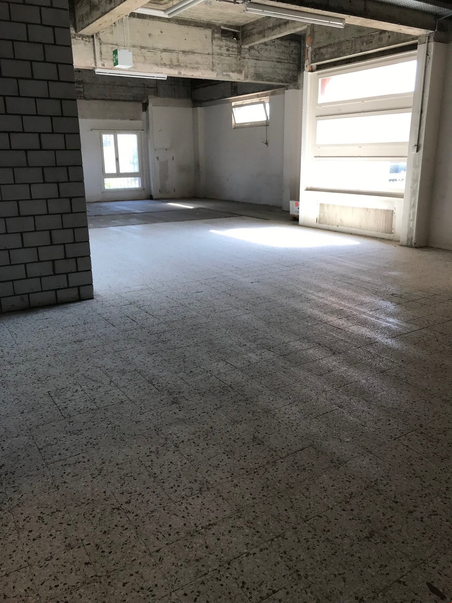 Objet industriel de 120m²