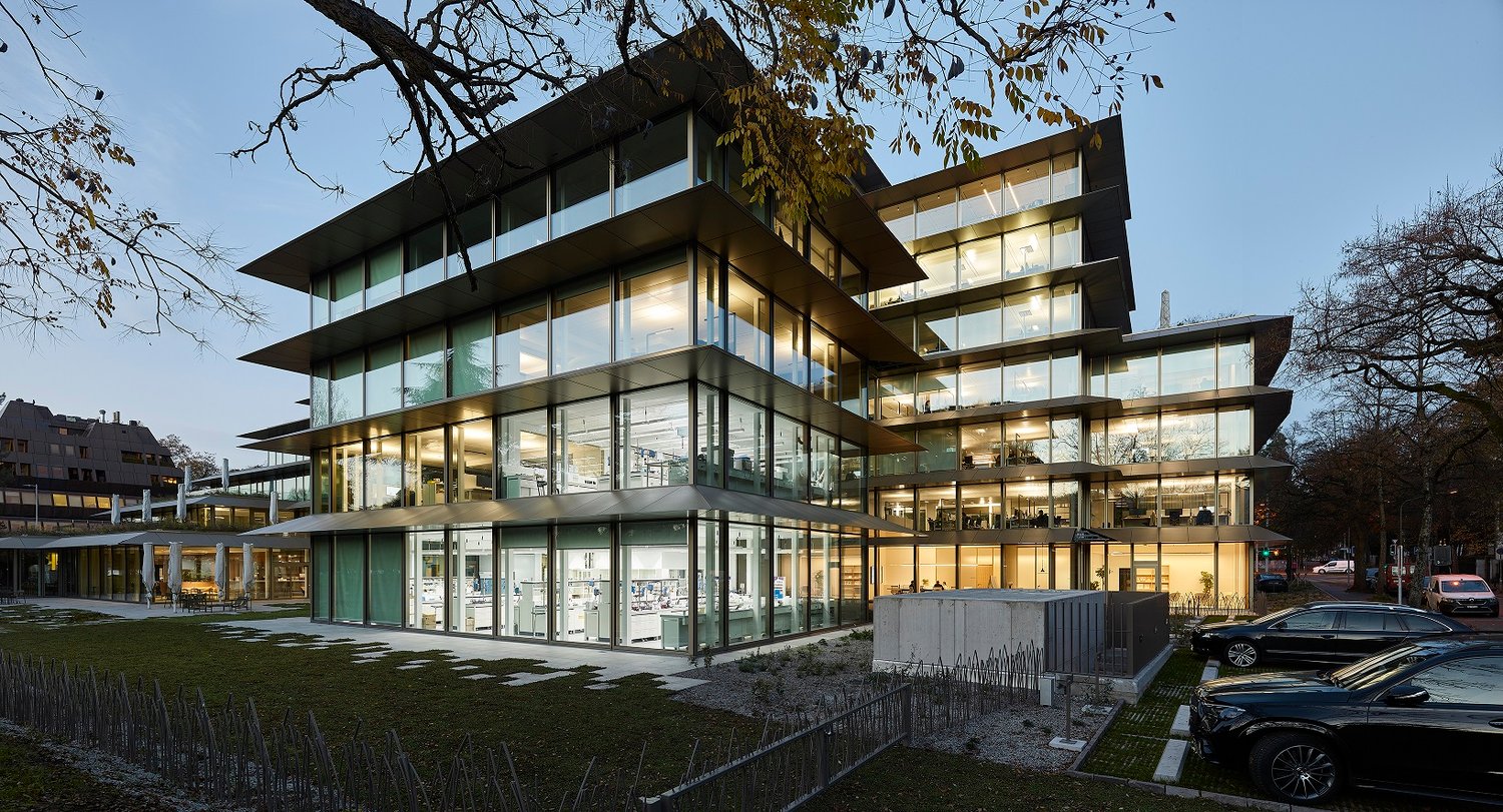 1451m² bureau