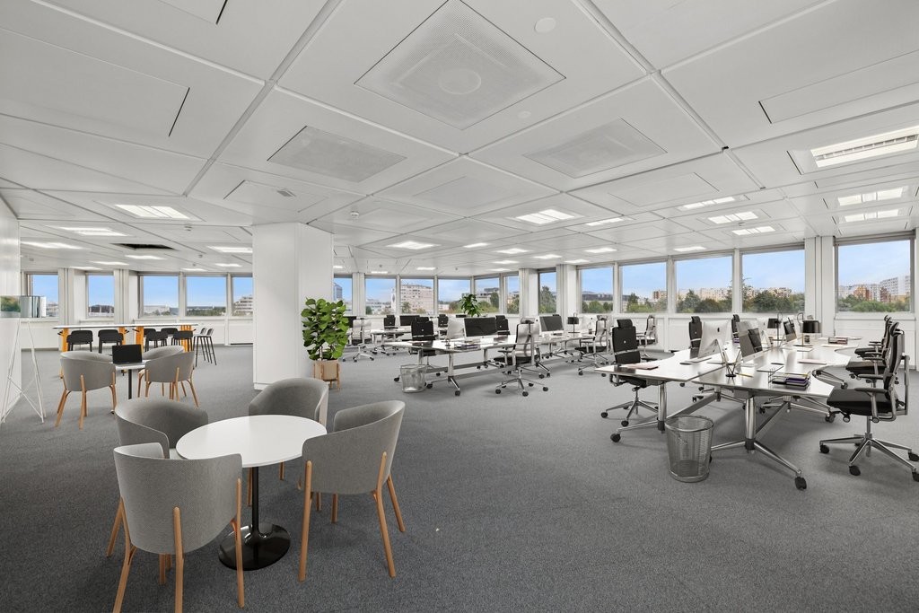 417m² office, photo 1 sur 9