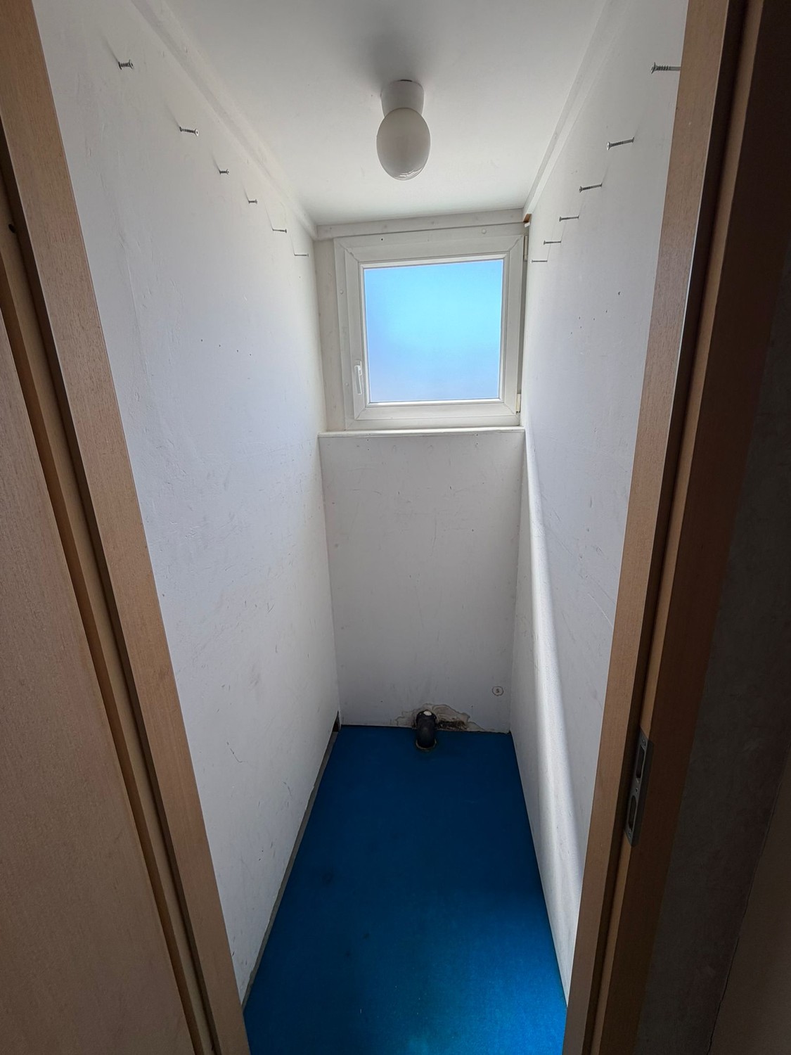 Magasin de 240m², photo 9 sur 10