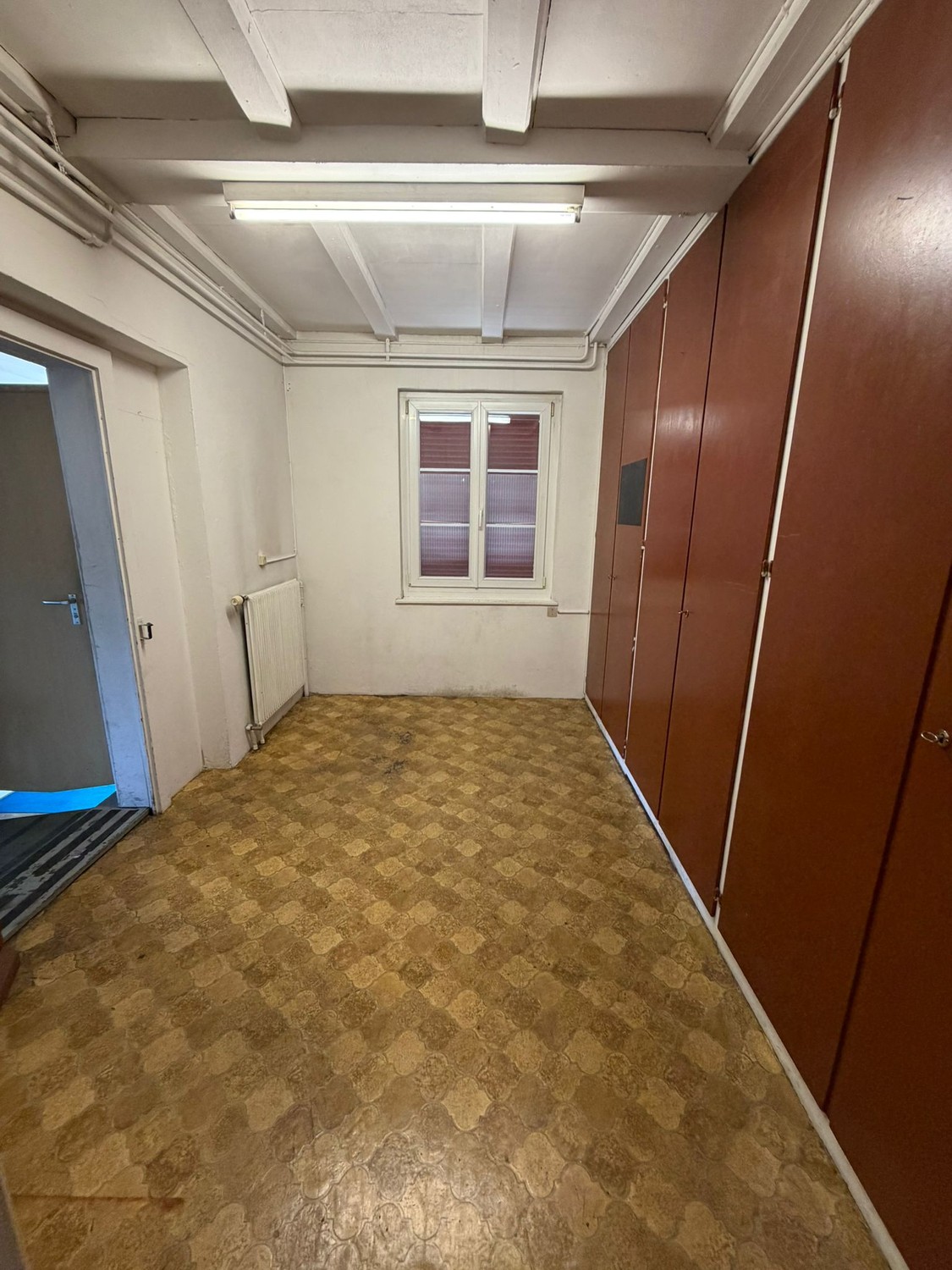 Magasin de 240m², photo 8 sur 10