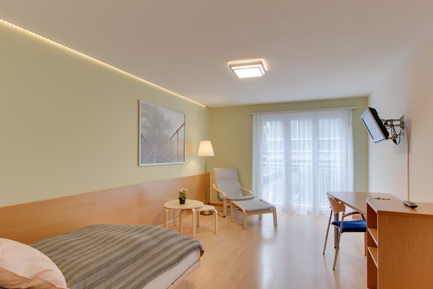 Möbliertes 1 ½ Zimmer Apartment