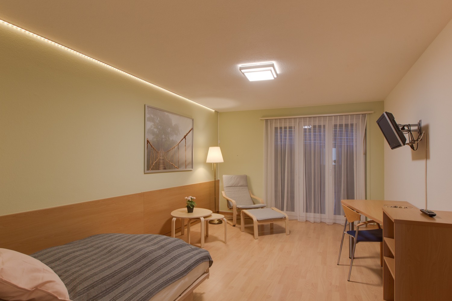 Möbliertes 1 ½ Zimmer Apartment