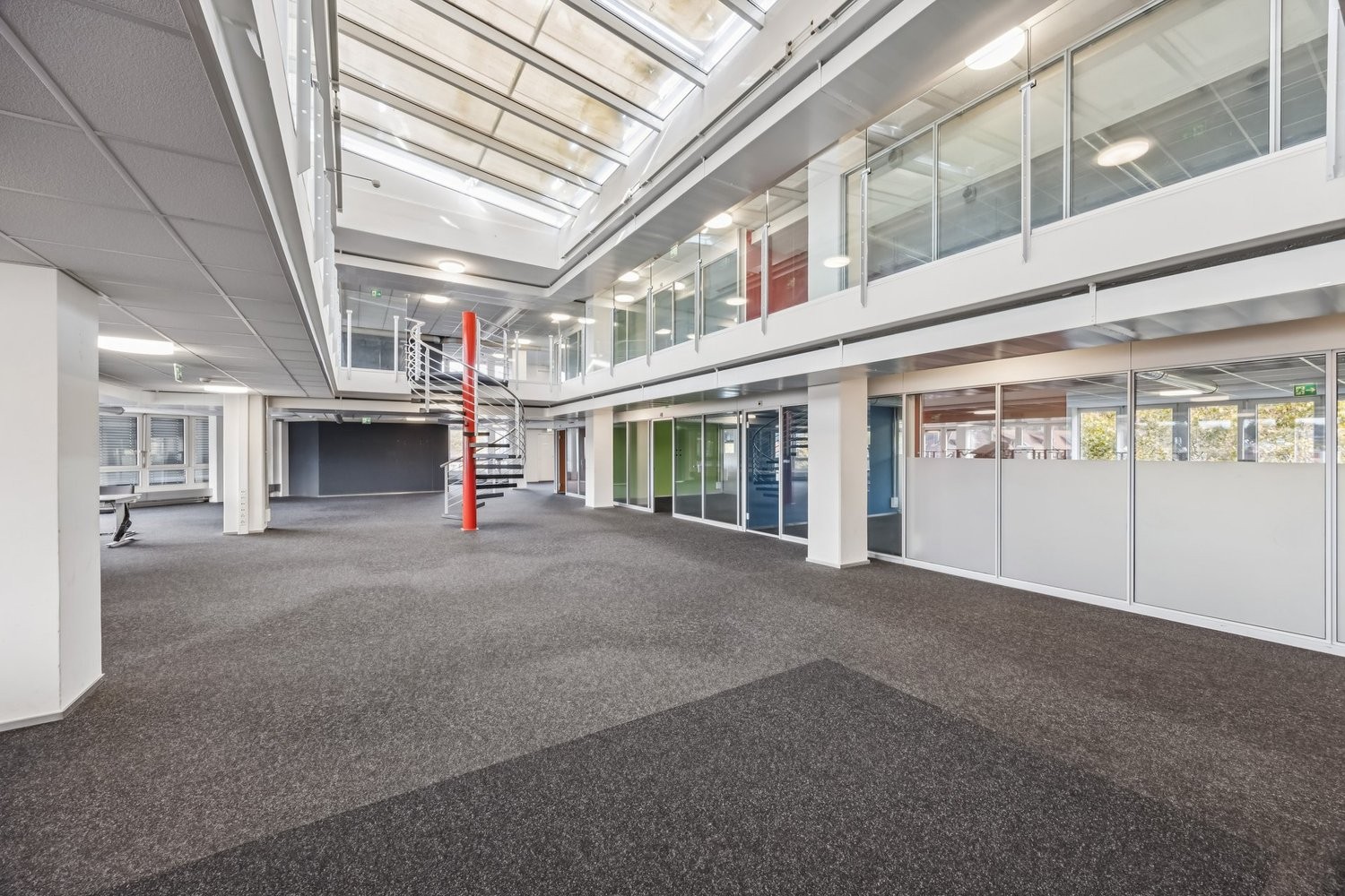 5000m² office, photo 5 sur 10