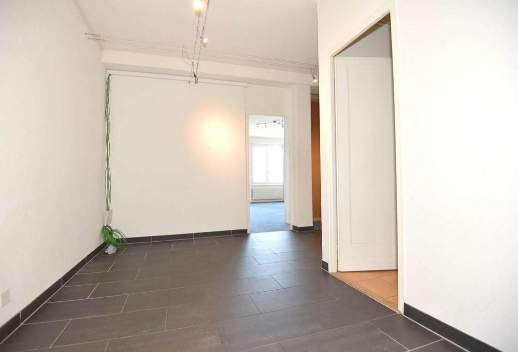 80m² office, photo 6 sur 8