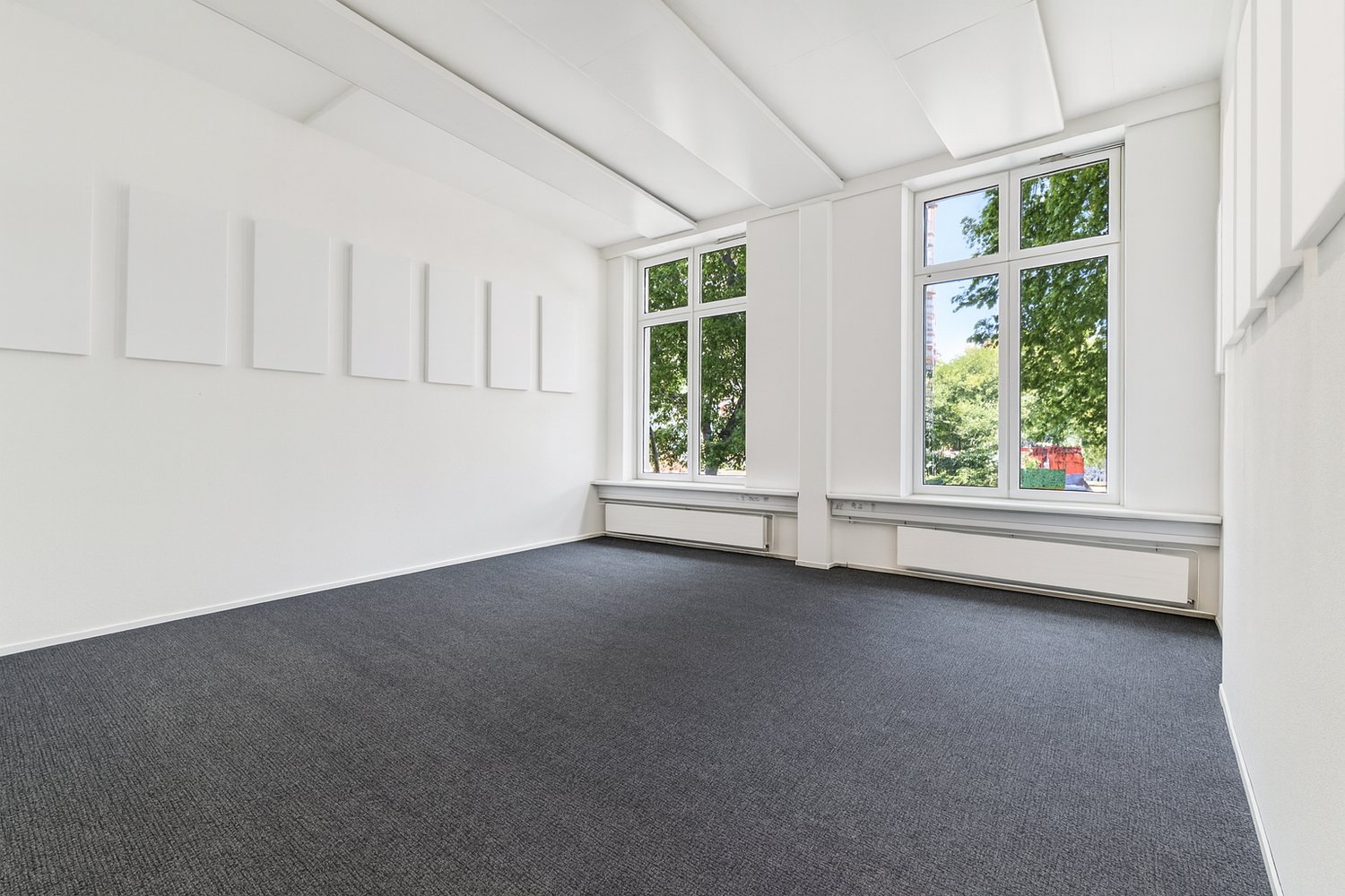 135m² bureau
