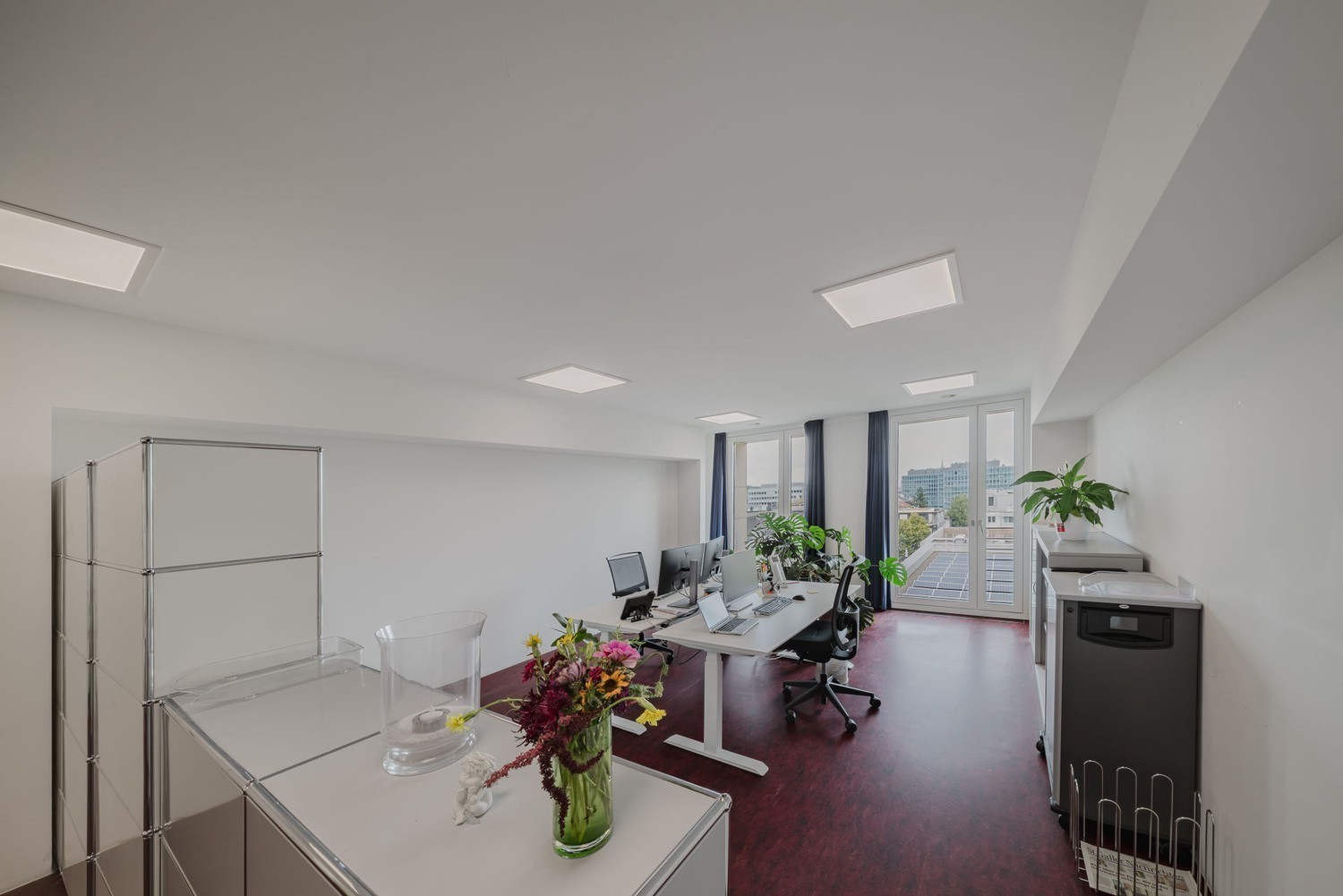 447m² bureau