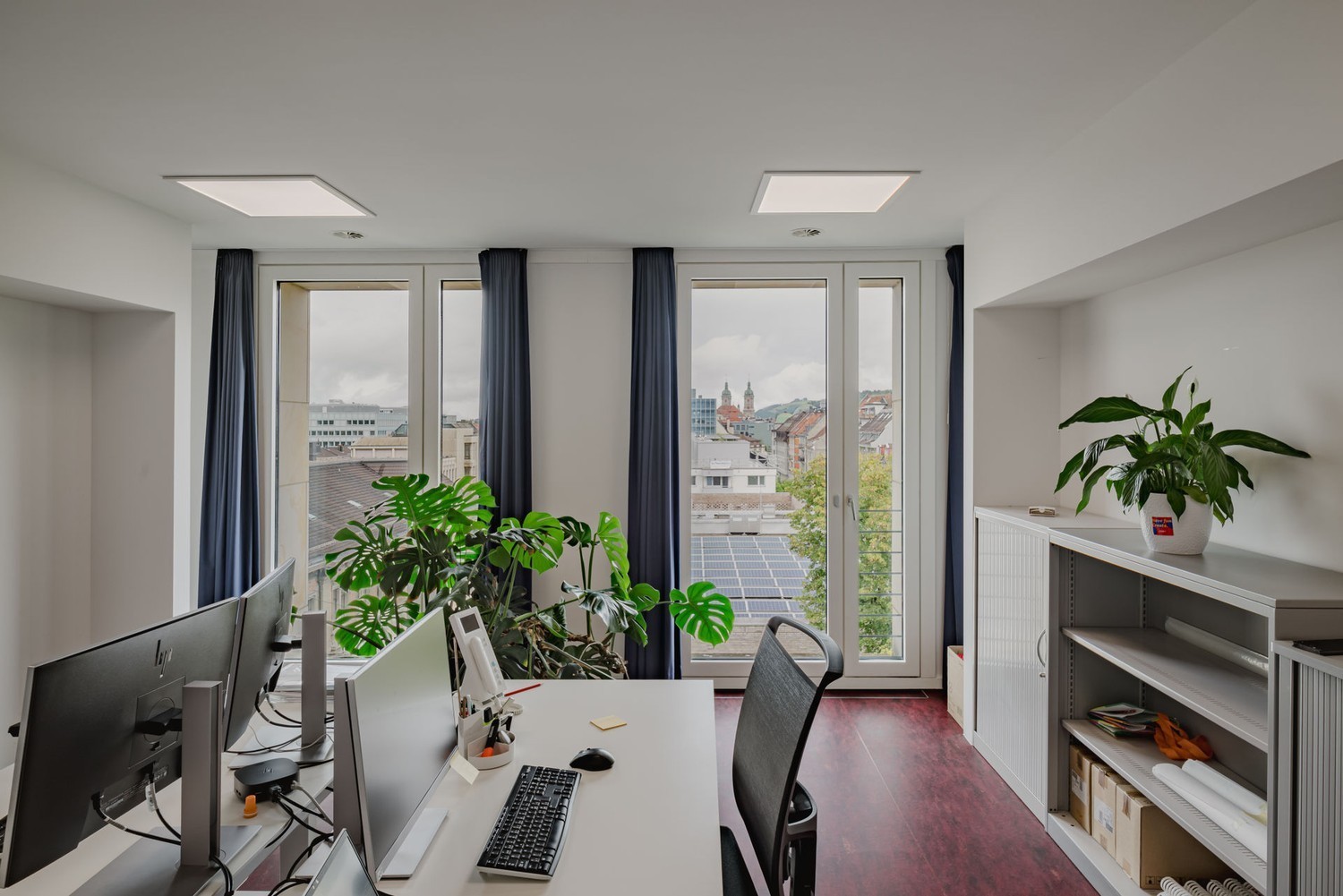 447m² bureau