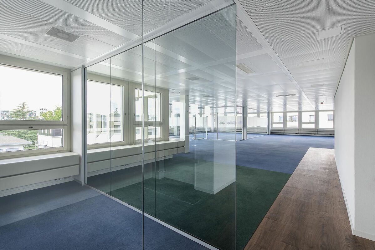 1206m² de bureaux