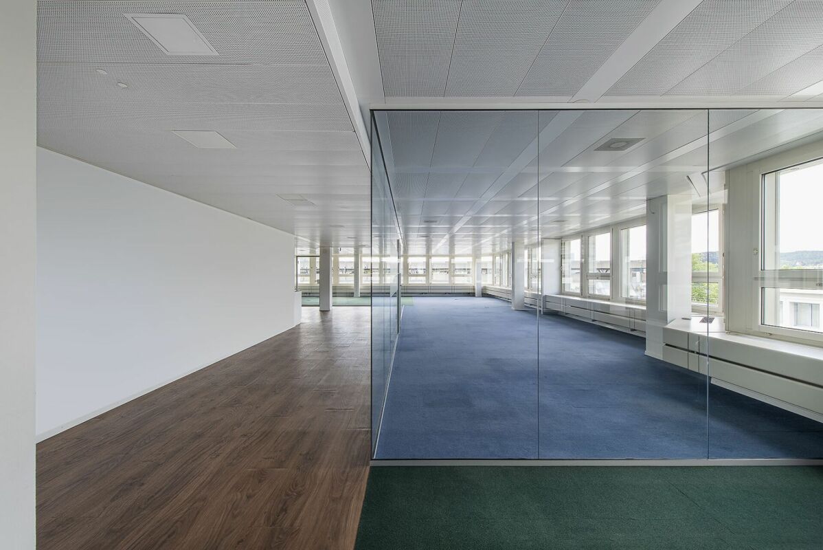 1206m² de bureaux