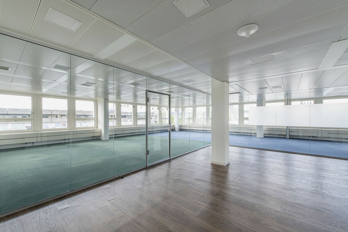 1206m² de bureaux
