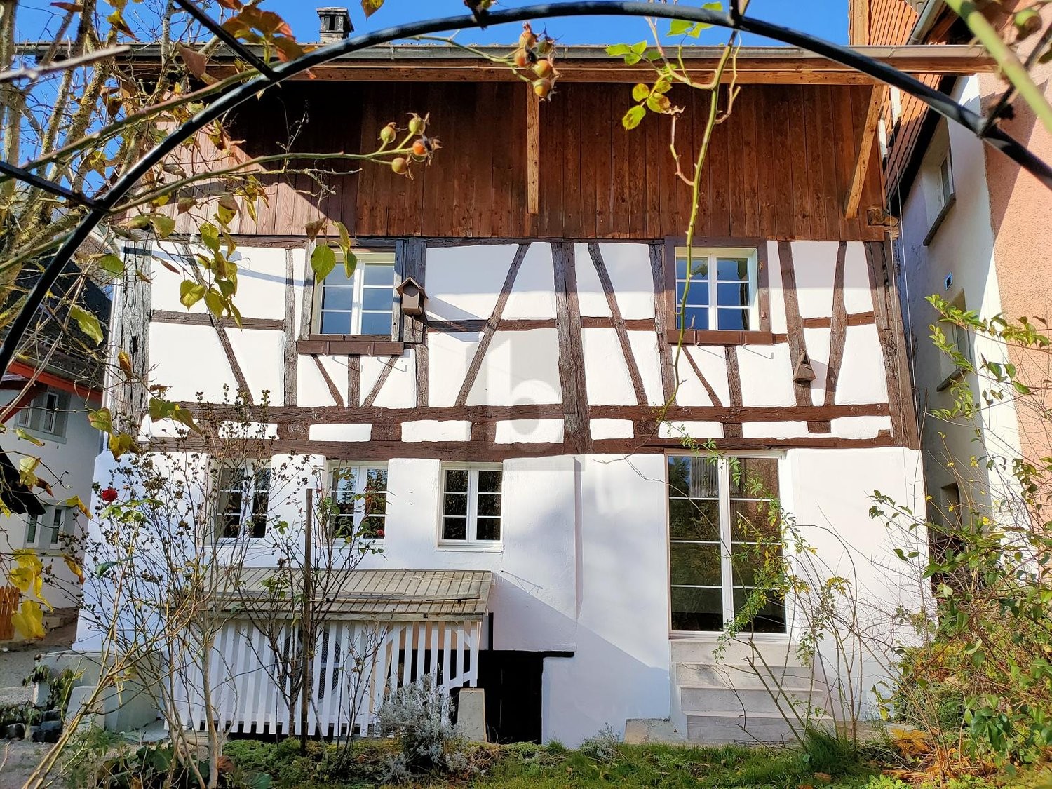 maison individuelle de 6 pièces, photo 2 sur 4