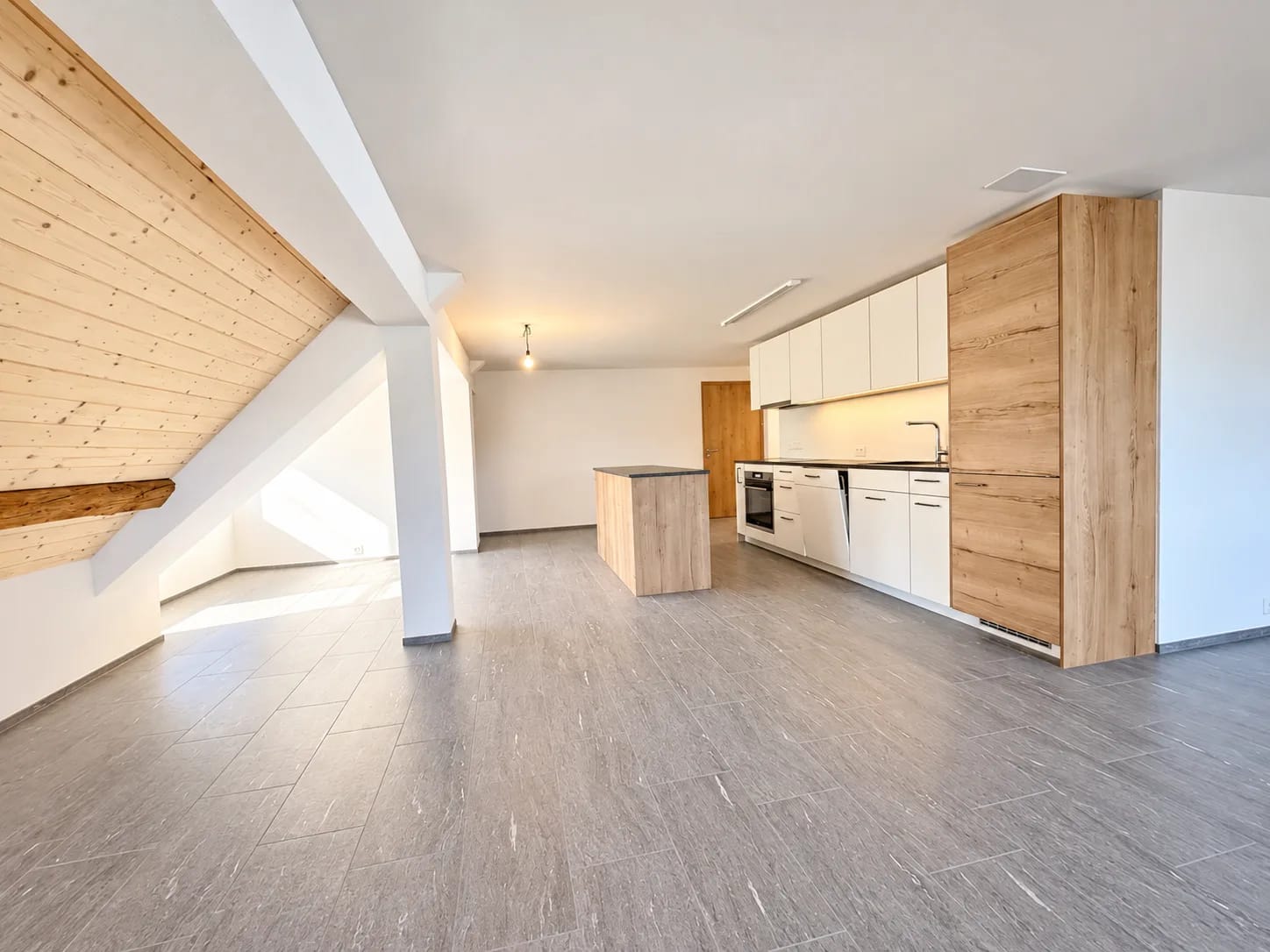 Appartement de 3 ½ pièces, photo 1 sur 8