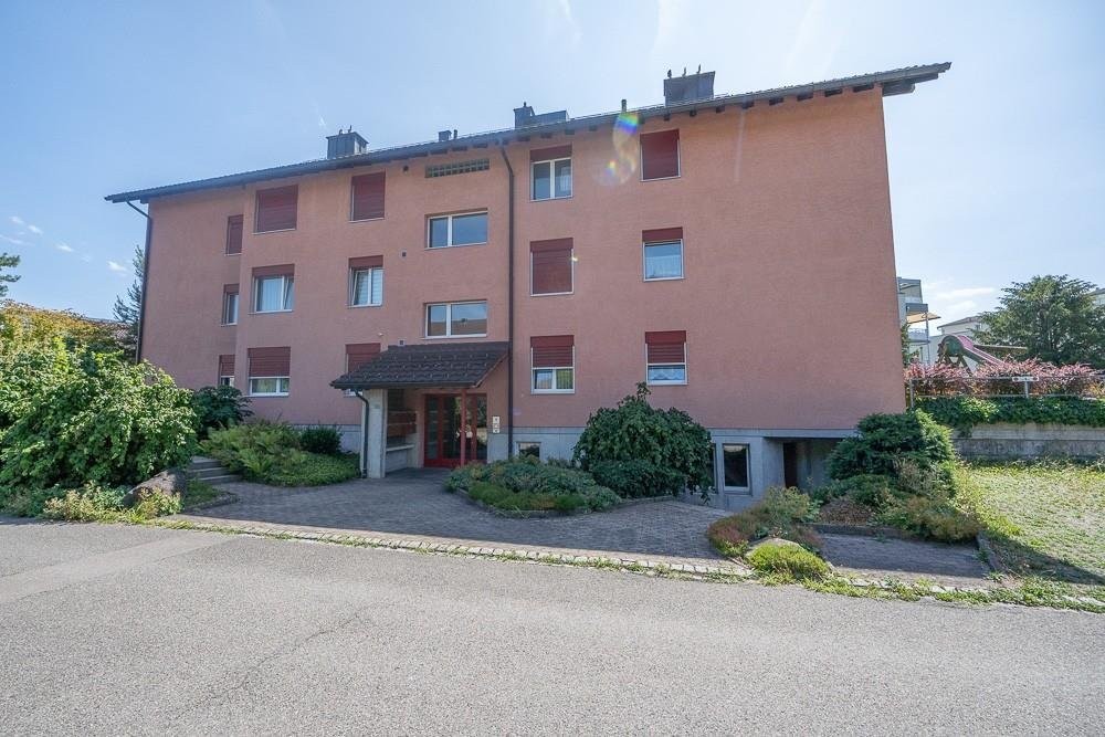 Appartement de 2 ½ pièces, photo 1 sur 8