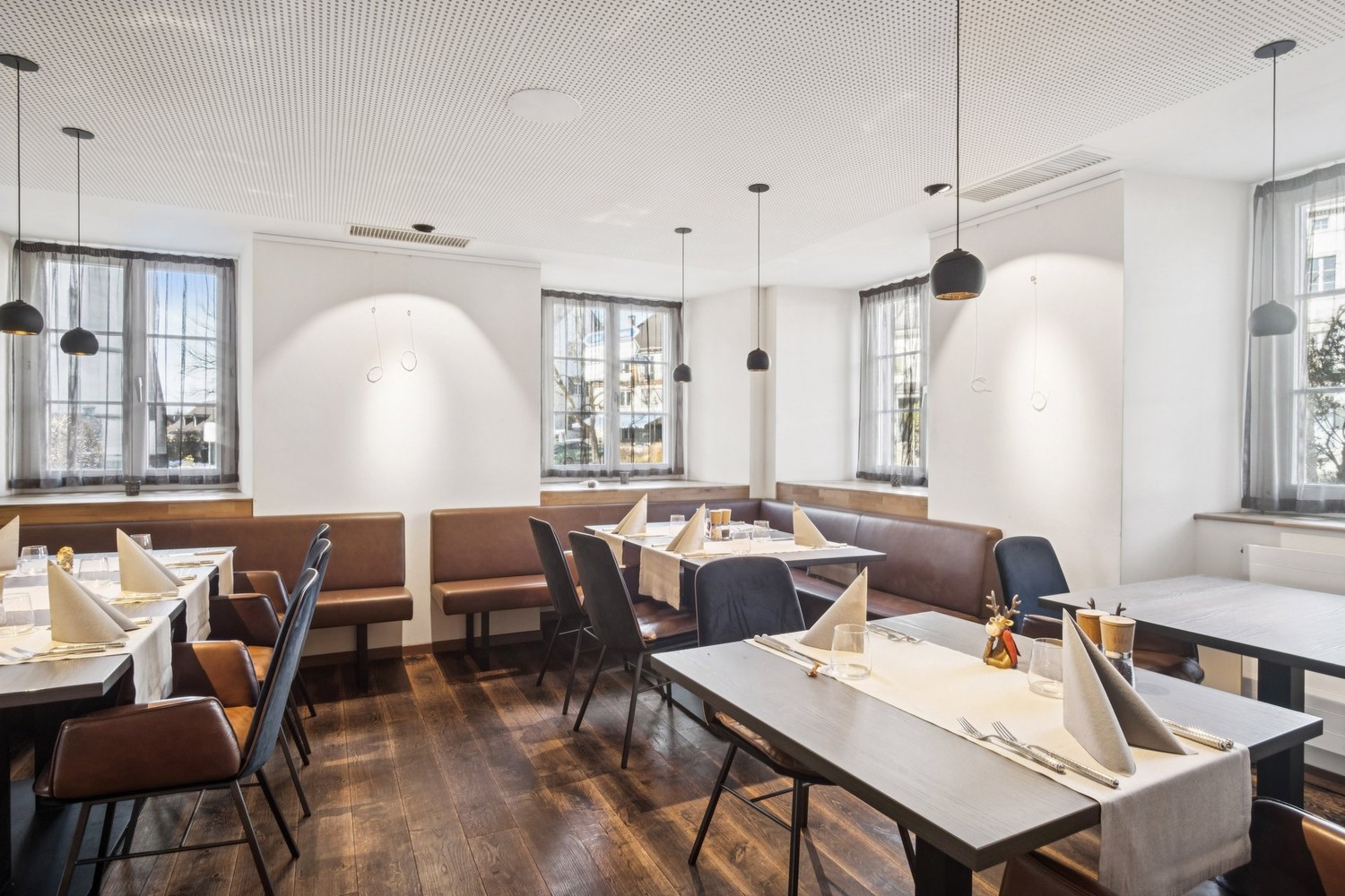 Restaurant de 385m², photo 8 sur 10