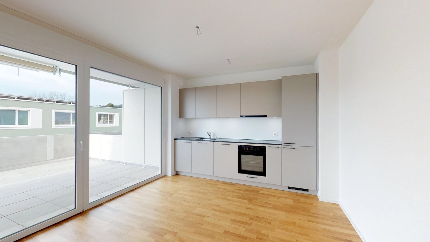 Appartement en attique de 2 ½ pièces, photo 1 sur 5