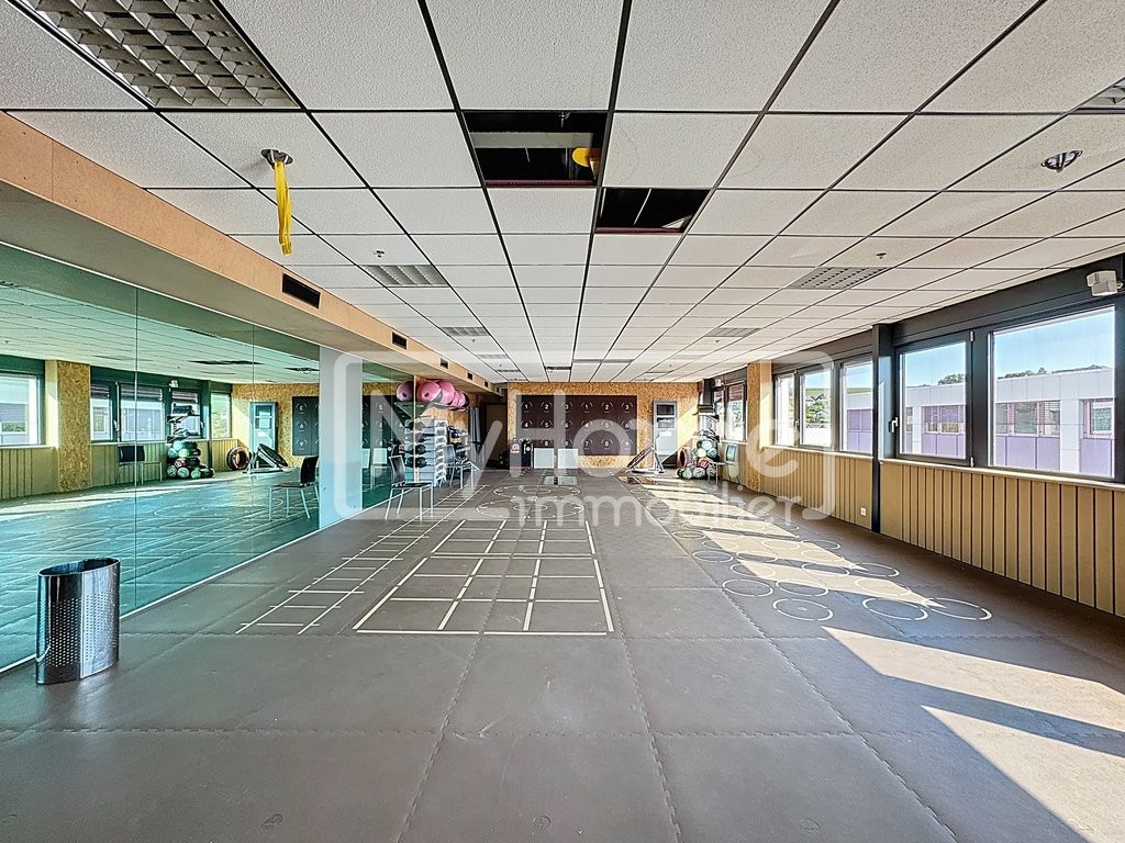 967m² shop, photo 8 sur 10