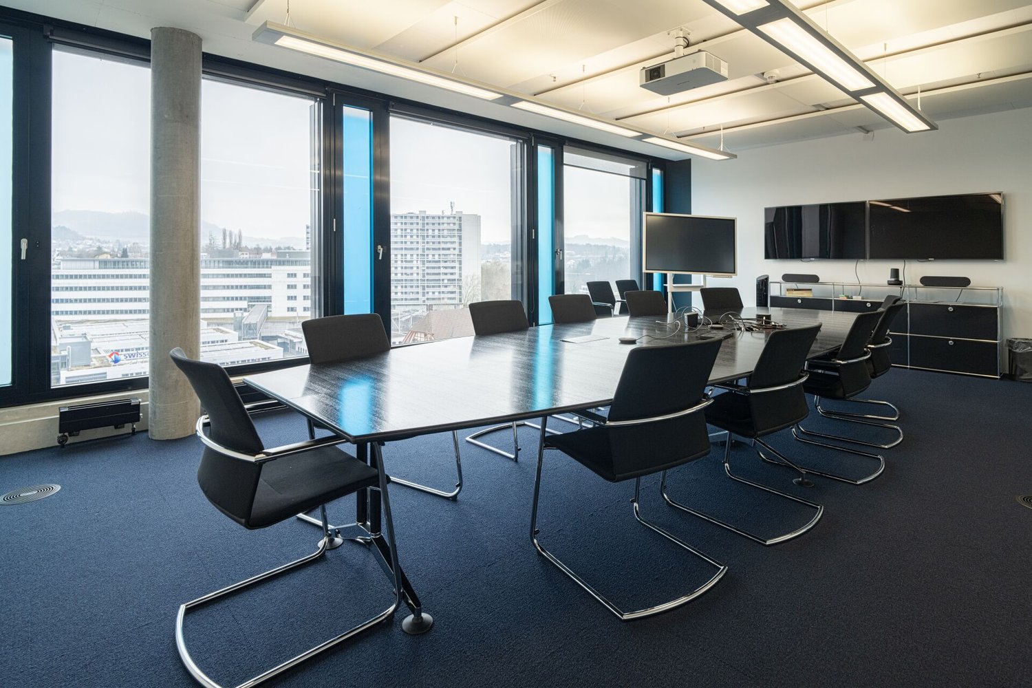 239m² bureau