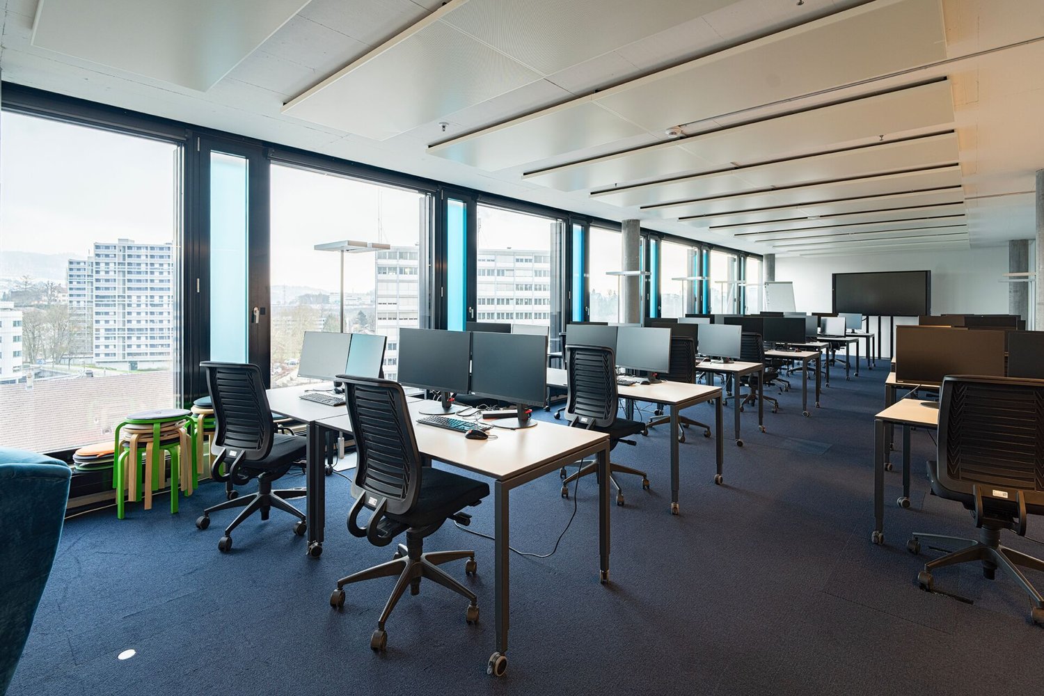 239m² bureau