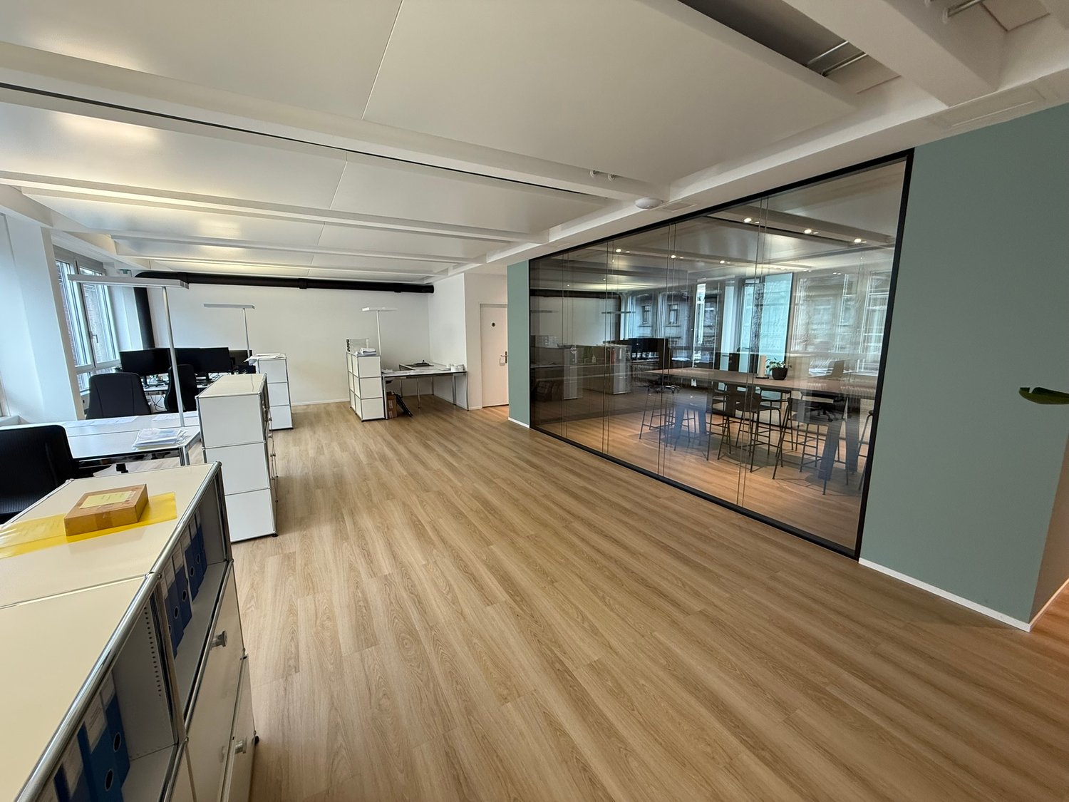 80m² bureau