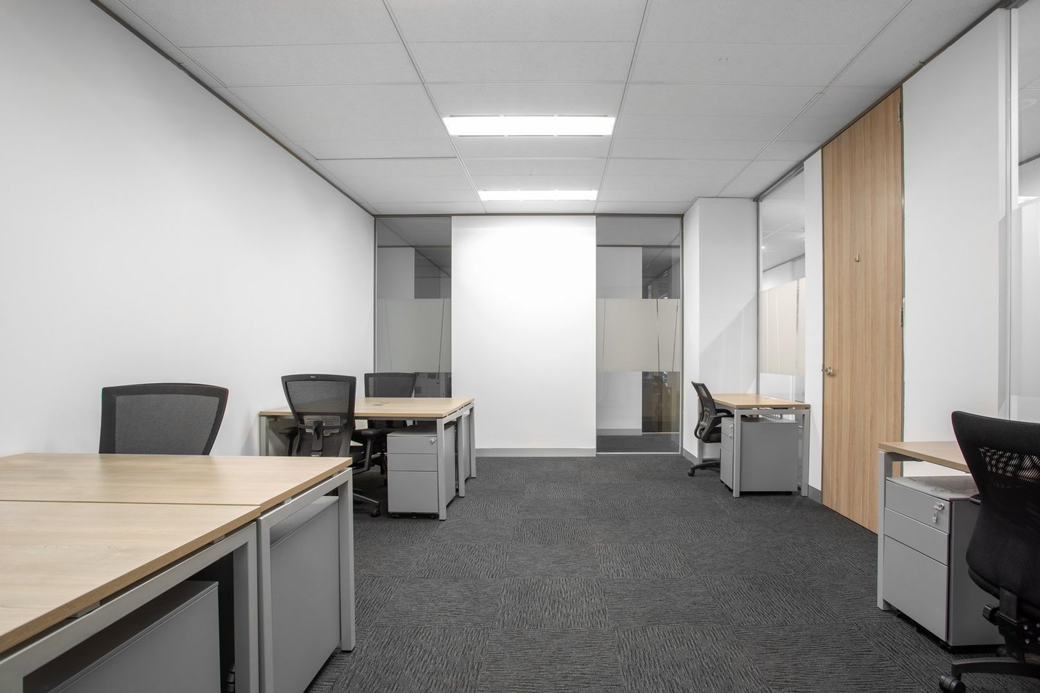 Office, photo 1 sur 9