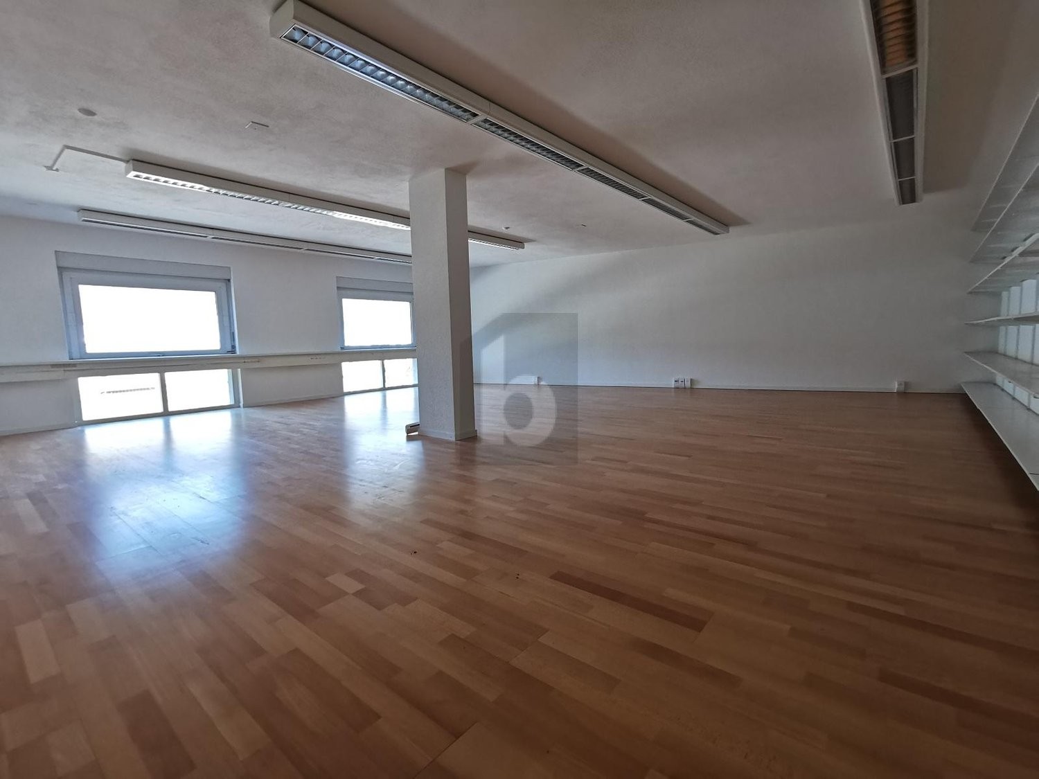 Bureau de 109m²