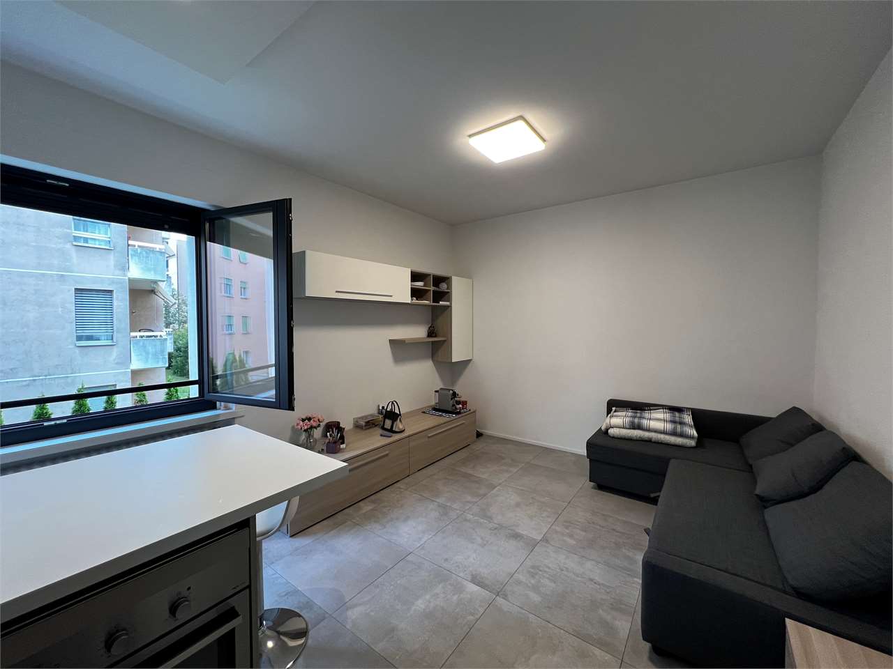 2 ½ pièces appartement meublé, photo 2 sur 5
