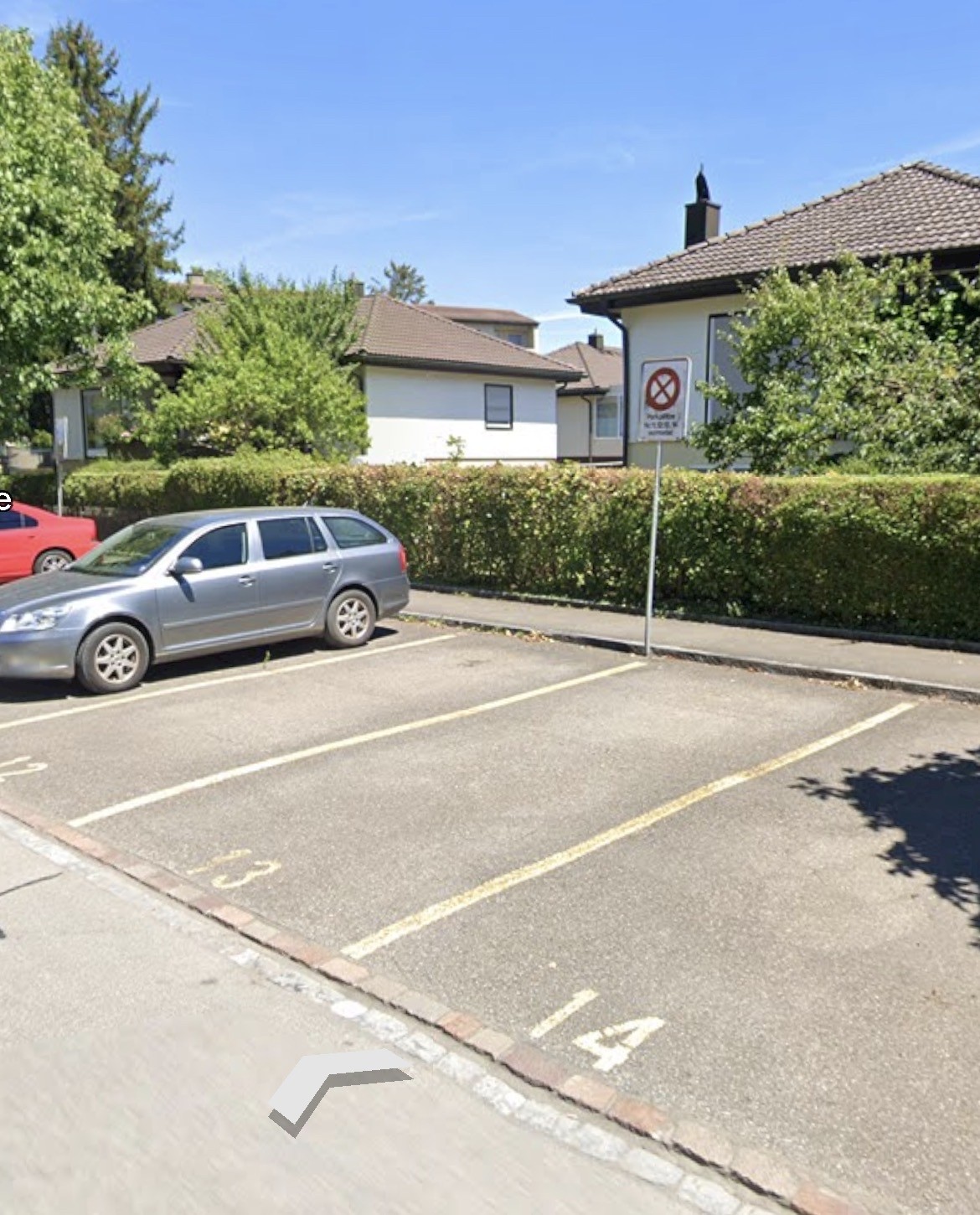 Créneau ouvert, photo 1 sur 2
