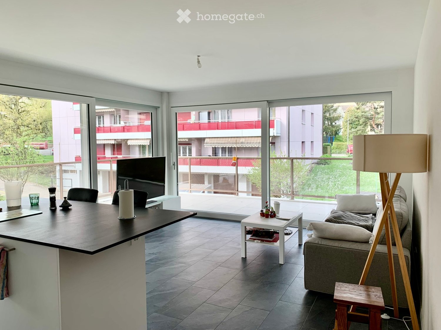1 room single room