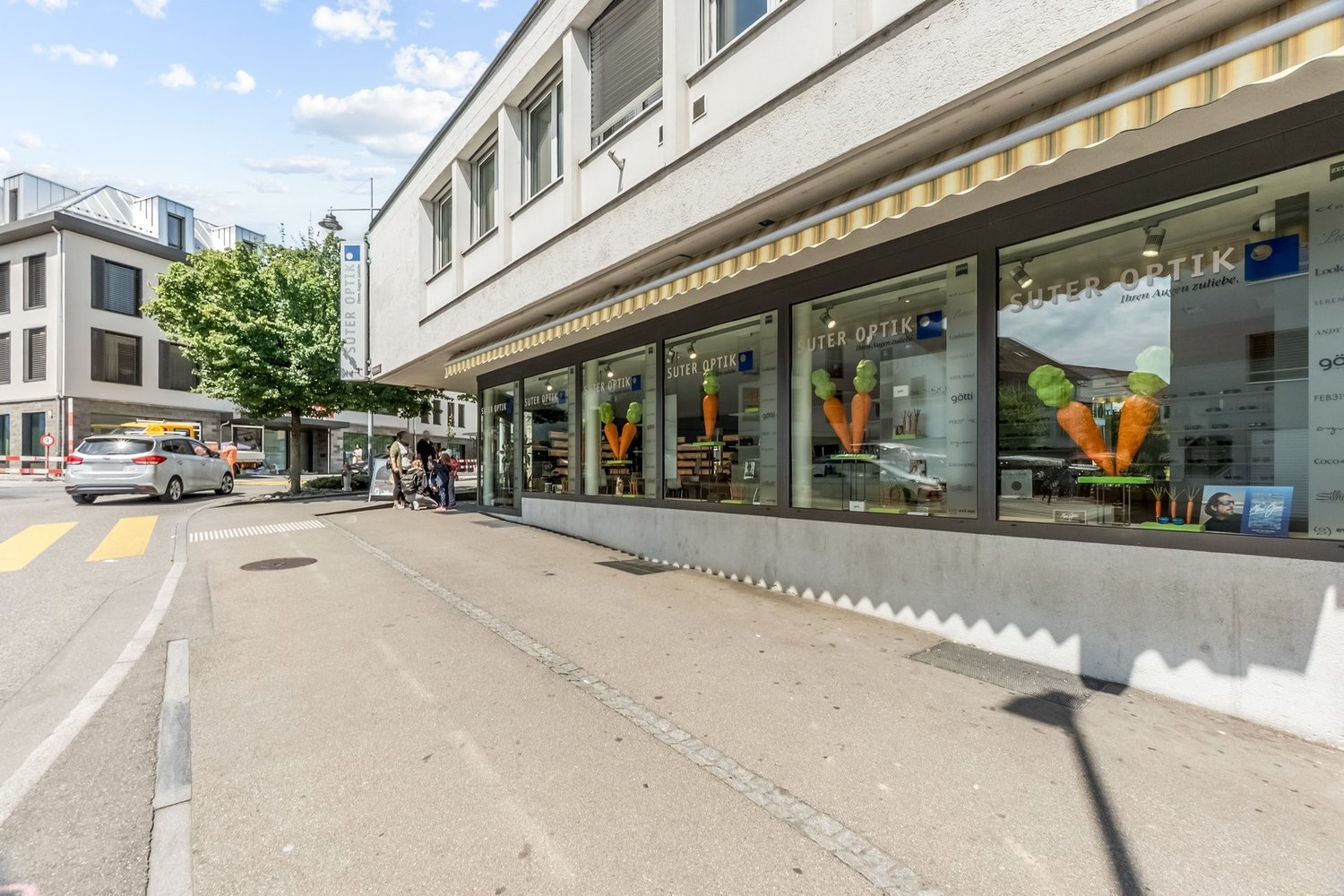 152m² commercial, photo 1 sur 4