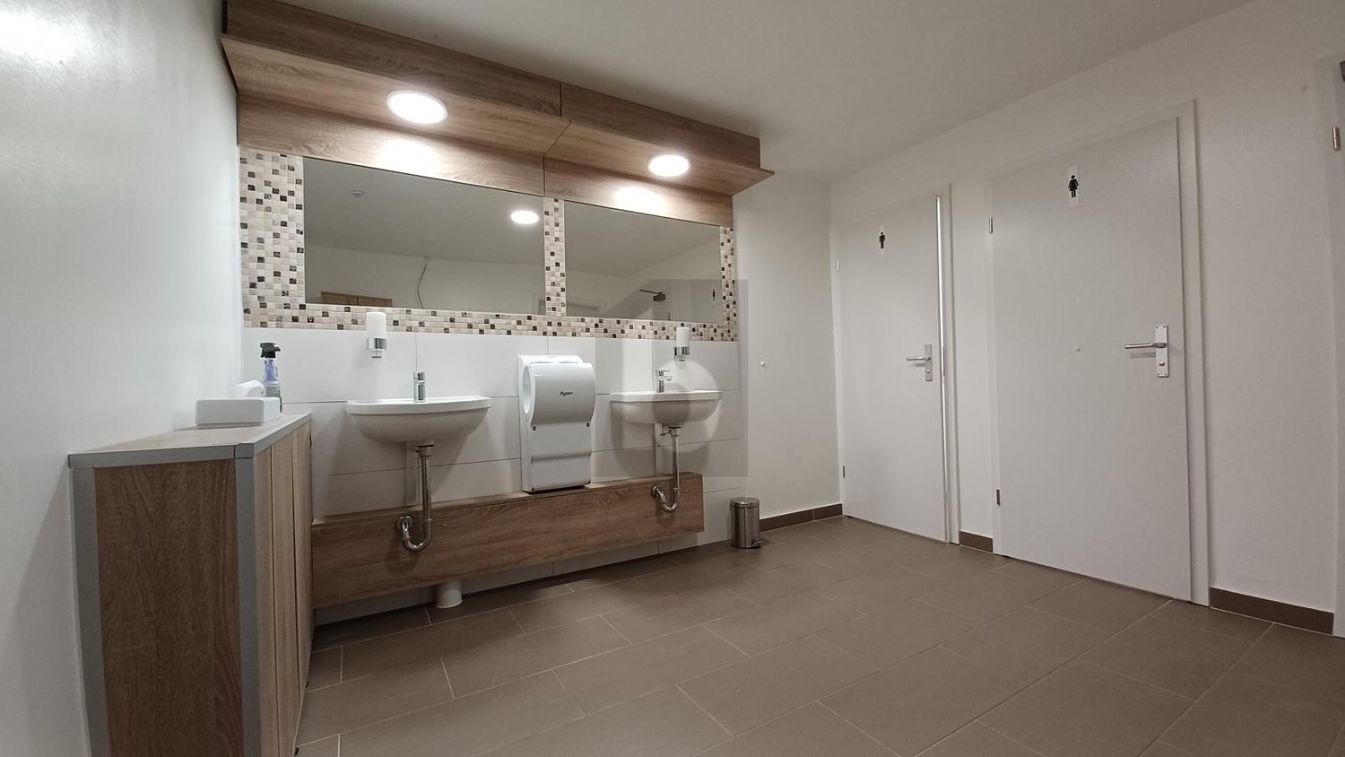 Negozio di 85m²
