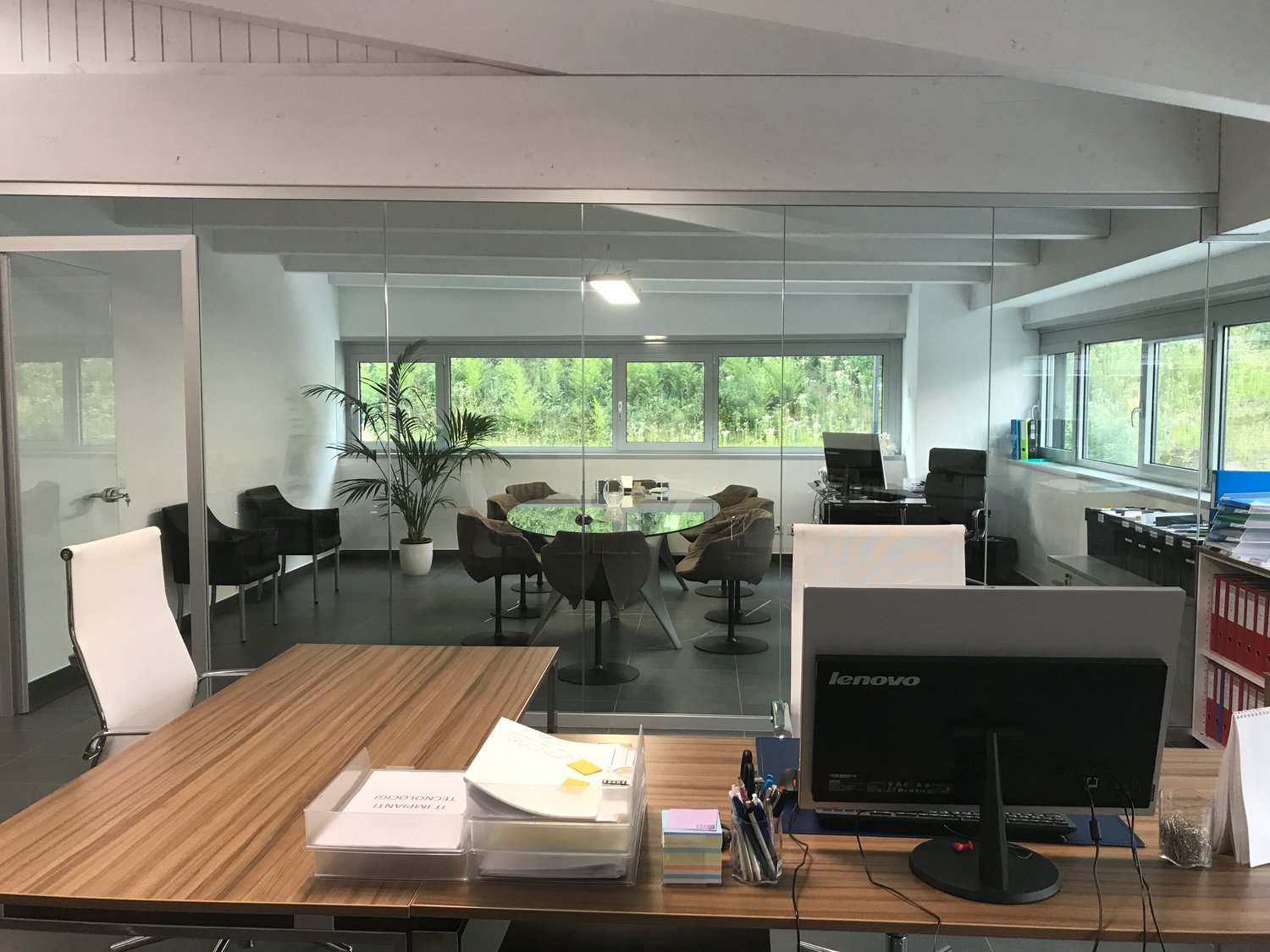 90m² office, photo 1 sur 5