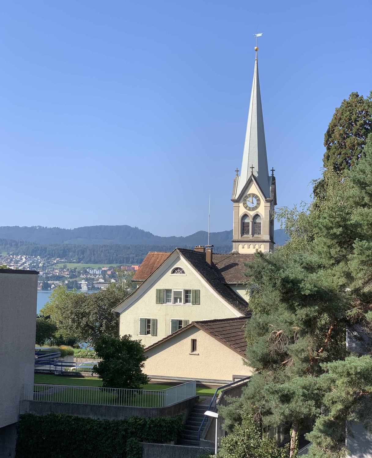 3 pièces sous les combles, photo 10 sur 10
