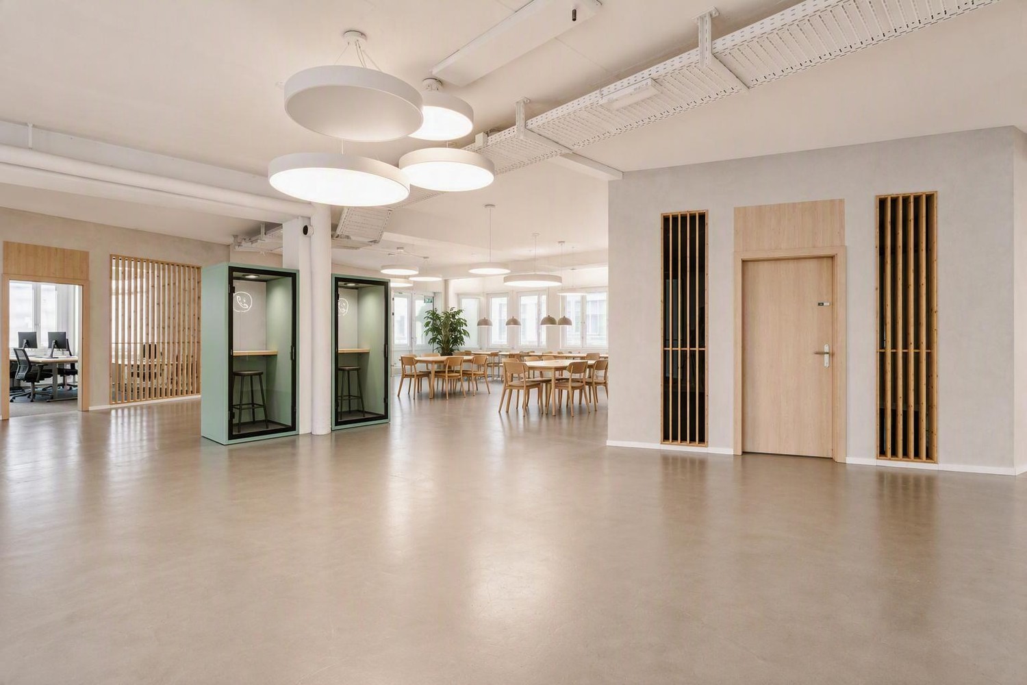 872m² office