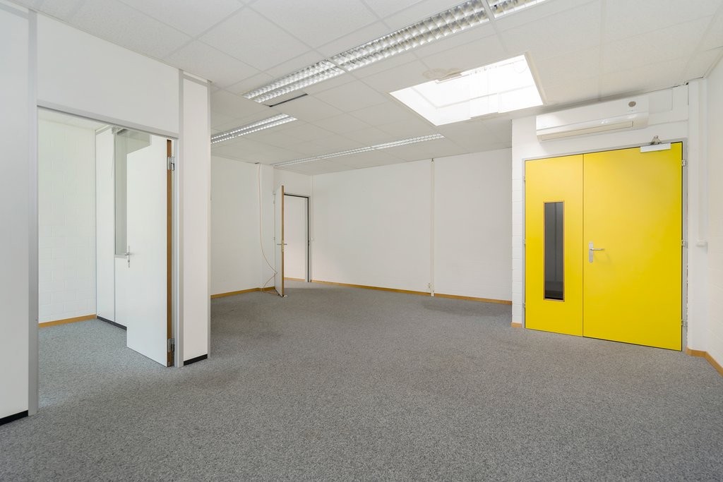 120m² bureau