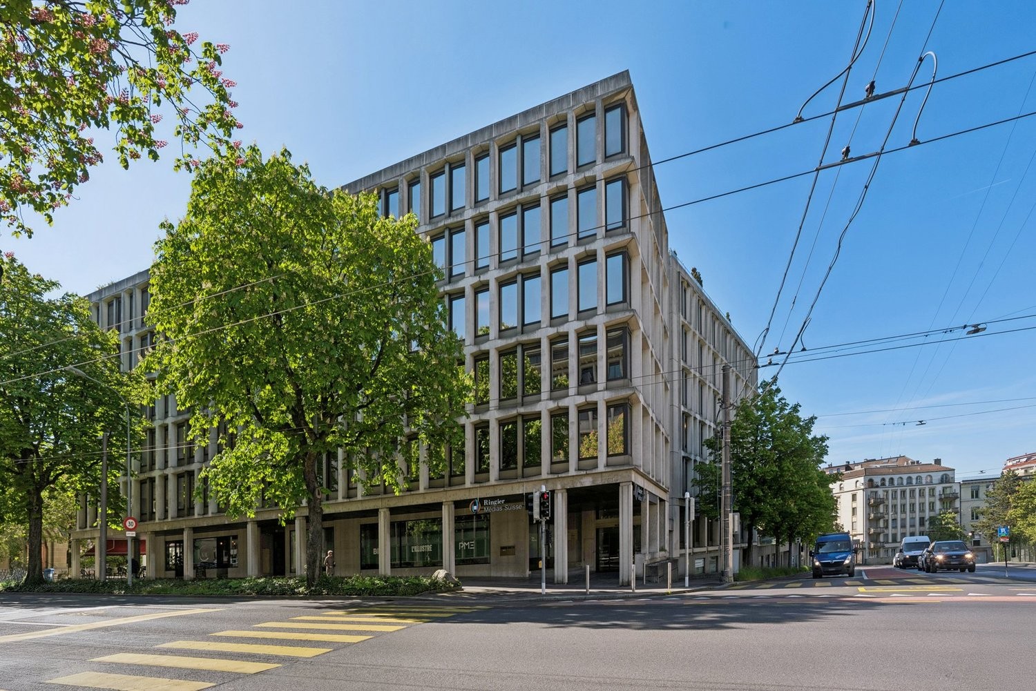 1380m² office, photo 1 sur 10
