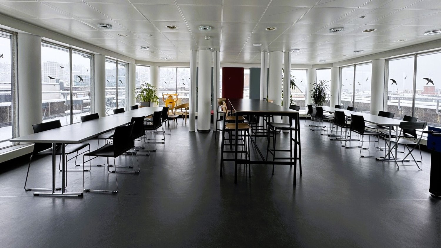 1335m² bureau