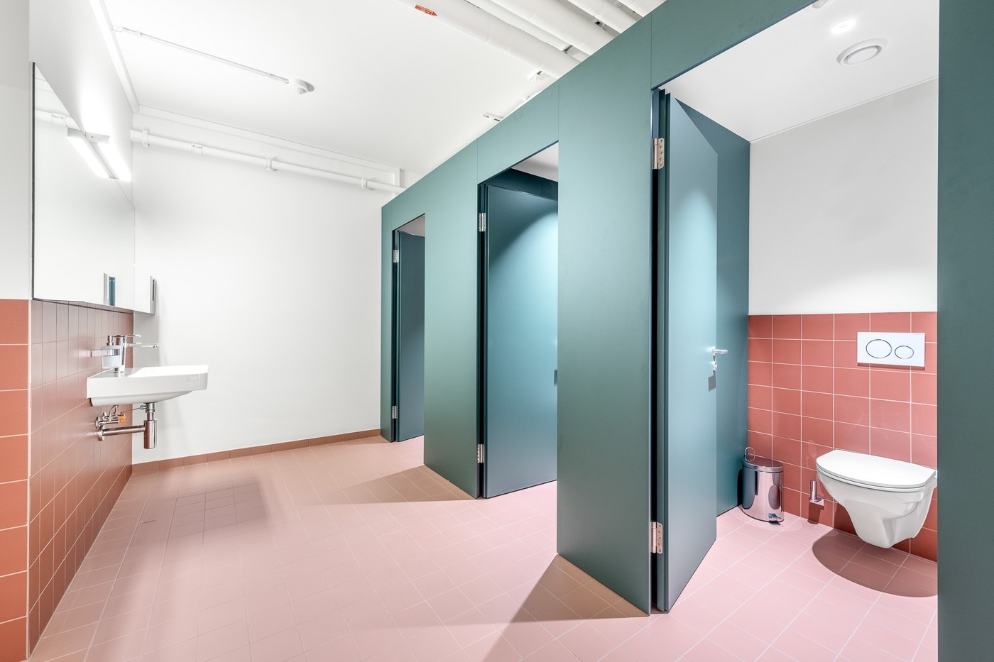 98m² commercial, photo 7 sur 9