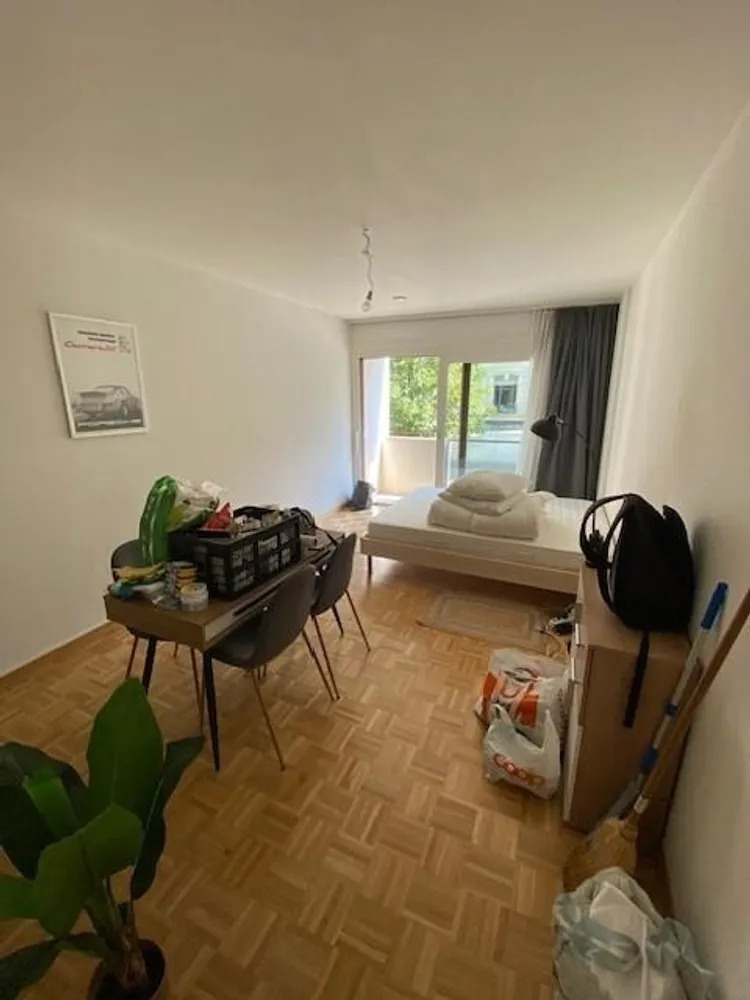 Studio de 35 m² avec balcon