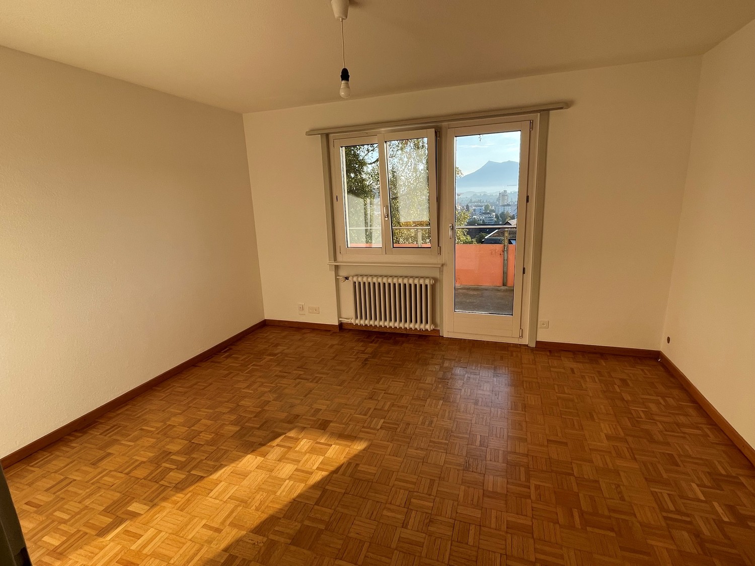 Appartement de 4 pièces, photo 1 sur 9