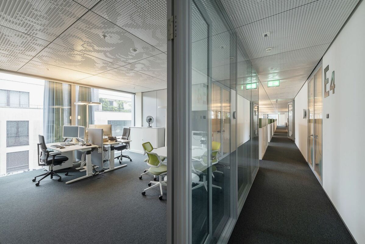 2800m² de bureaux, photo 3 sur 9
