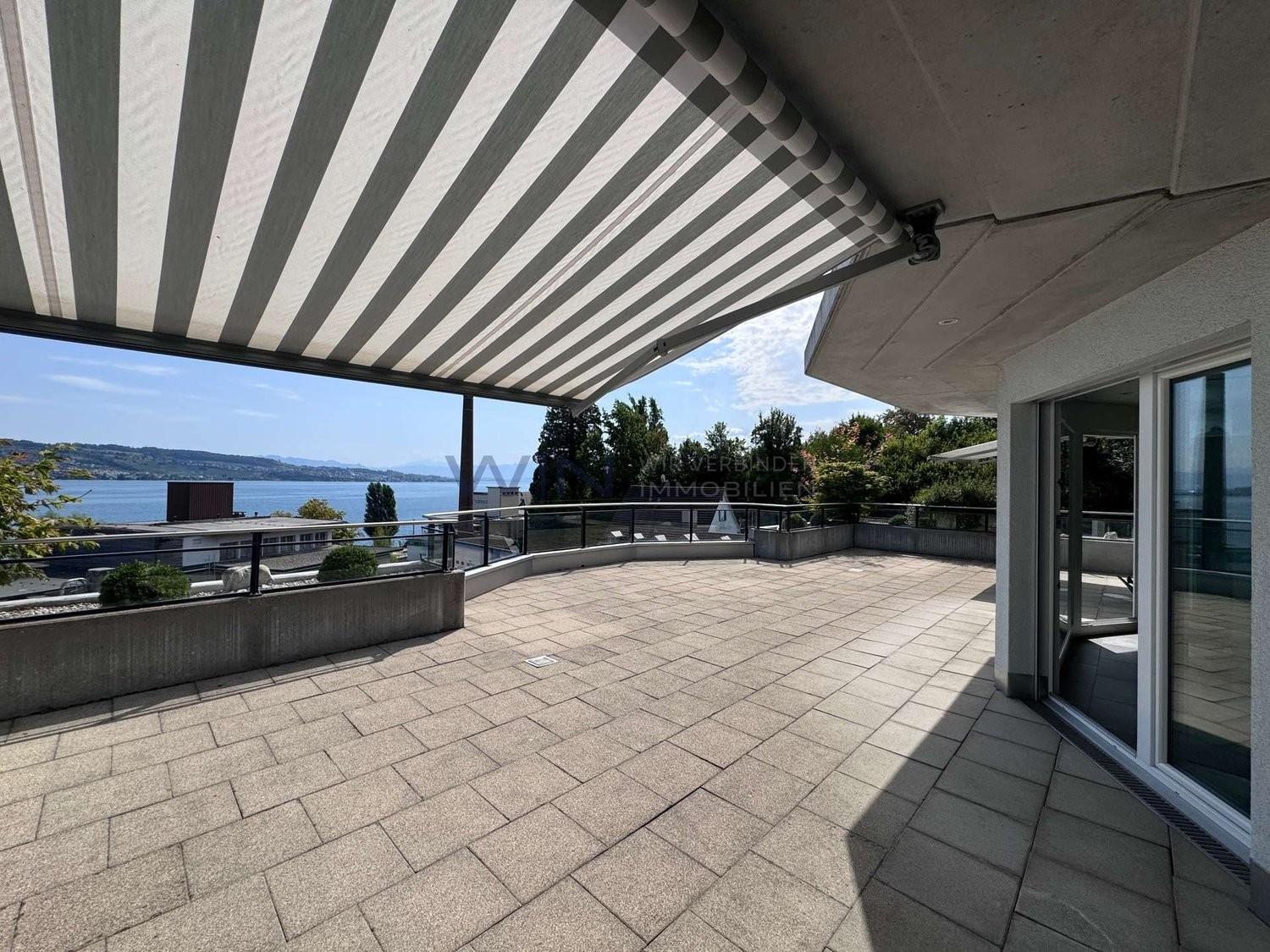 Appartement de 2 ½ pièces avec terrasse, photo 3 sur 10