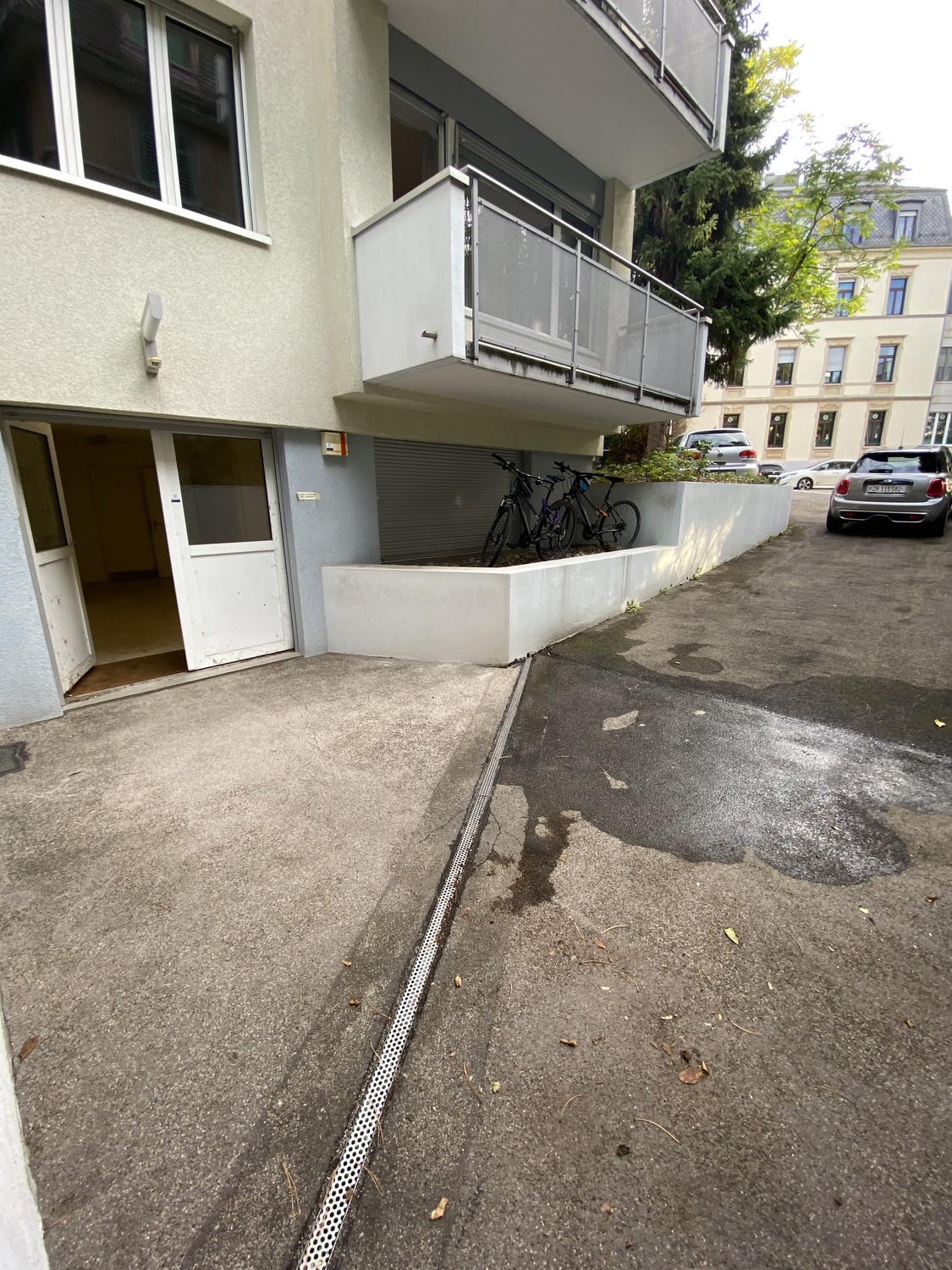 303m² commercial, photo 6 sur 8